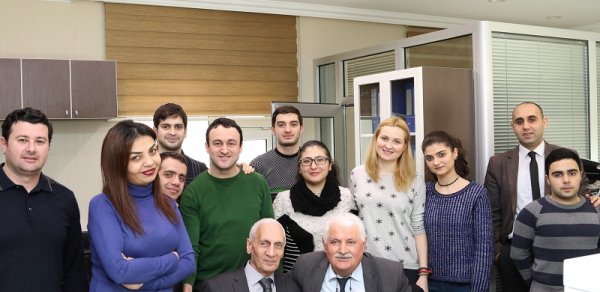 Jurnalistlərin müəllimi və dostu Cahangir Məmmədli yubileyini qeyd edir