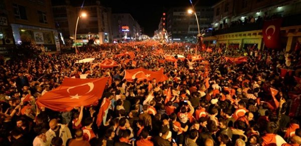 Türkiyə xalqı bu dəyişikliklərə "evet" dedi - 27 DƏYİŞİKLİYİN SİYAHISI