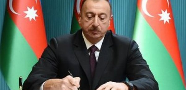 SİYASƏT