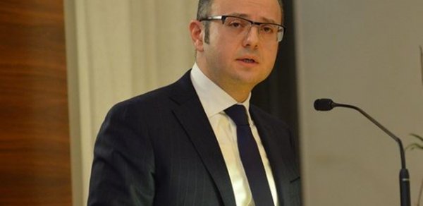 SİYASƏT