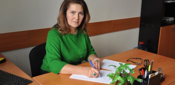 "Müsahibə götürən jurnalist müsahibdir, müstəntiq deyil - iddialılıq yolverilməzdir" - Natəvan Dəmirçioğlu