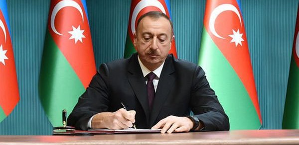 SİYASƏT