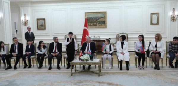 SİYASƏT
