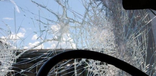 Salyanda ağır yol qəzası: 2 ölü