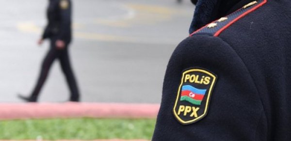 Gəncədə polis döyüldü