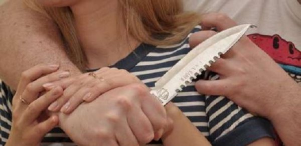Bakıda dəhşətli ailə faciəsi: arvadını qızının gözü qarşısında öldürdü