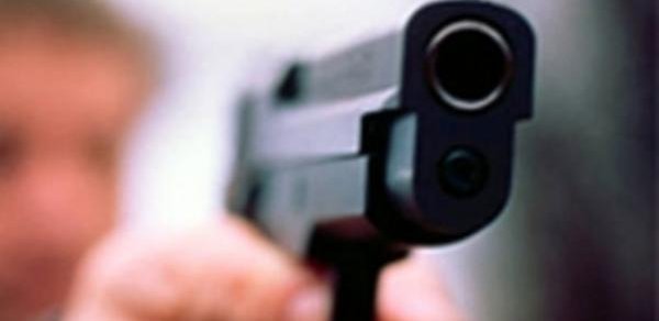 Salyanda ceyran ovunda silahlı qarşıdurma - Məmur vuruldu