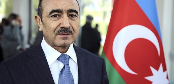 Əli Həsənov Qərbin söyüş və təhqir planını necə açdı?