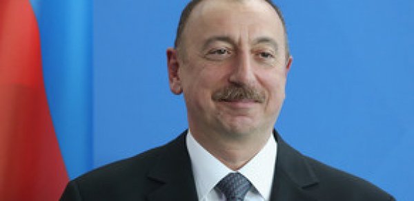 “İşə sevinə-sevinə gedib evinə qayıdan insanam...” - Prezident
