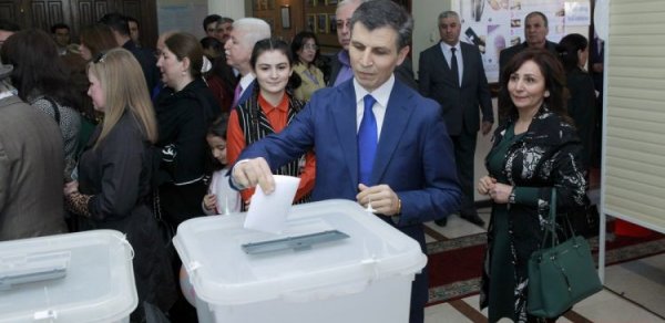 SİYASƏT