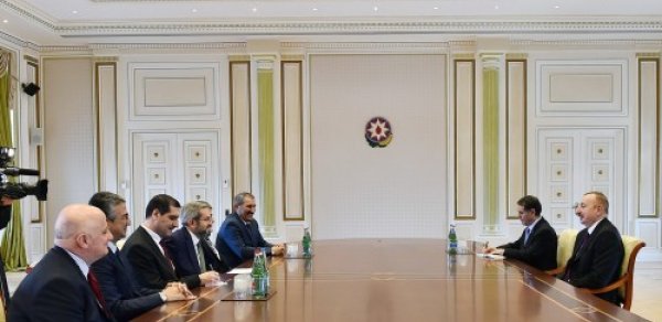 İlham Əliyev türkiyəli deputatları qəbul etdi