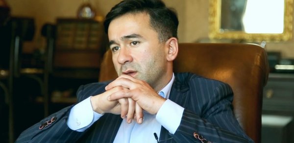 Tahir İmanovdan qalmaqallı sözlər: “Talıb Taleləri, Üzeyirləri bəyənən KVN-i bəyənərmi?”