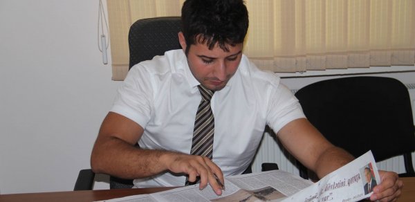 Şəhid olmuş hərbi zabitin oğlu: “Dövlətimizin gücü bizə hərtərəfli müdafiə çənbəridir"