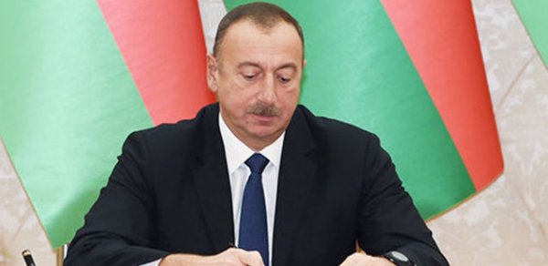 SİYASƏT