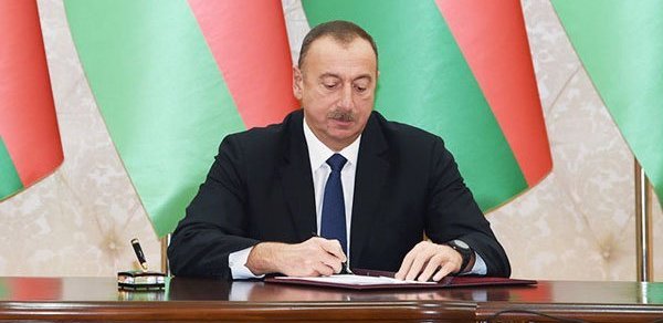 SİYASƏT