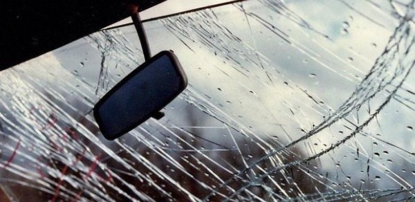 Ağsuda iki “VAZ 2106” toqquşub, 4 nəfər yaralanıb