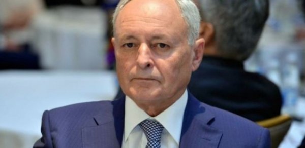 Oqtay Şirəliyev nazir postundan gedir - Ona da yeni vəzifə verilir