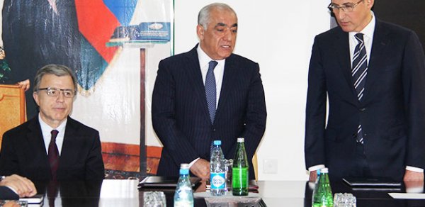 İşdən çıxarılan Hüseyn Bağırovdan nümunəvi addım: Yeni nazirin təqdimatına gəldi - Foto