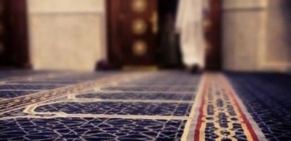 Masallıda məsciddən külli məbləğdə manat, dollar və rubl oğurlandı