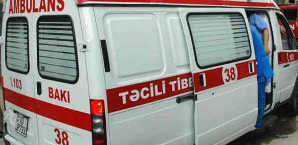Yaşlı kişi ehtiyatsızlıqdan yıxıldı - Boynu qırıldı
