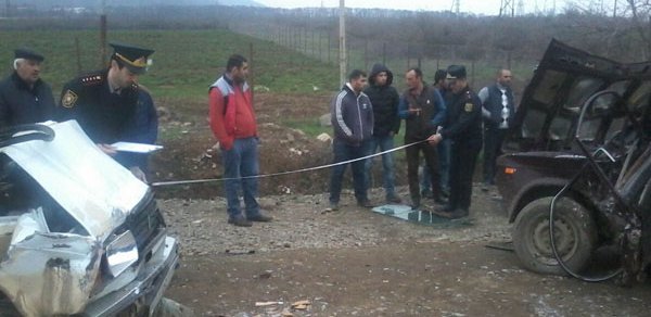 Azərbaycanda dəhşətli qəza: 2 nəfər öldü, 6 nəfər yaralandı