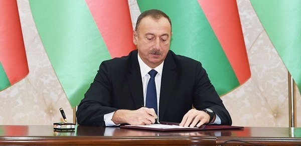 Prezident nazirliyə 3.8, İcra Hakimiyyətinə 1 milyon manat ayırdı