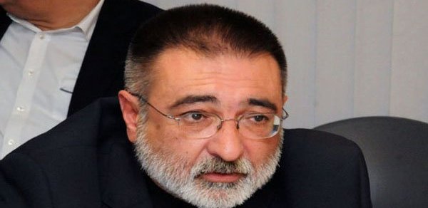 Tanınmış jurnalist vəfat etdi