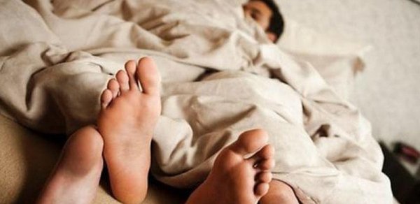 19 yaşlı oğlan gizli yaşadığı qadını başqa kişi ilə tutdu və... - Sumqayıtda şok hadisə