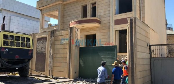 Dünyasını dəyişən nazirin Bakıdakı villasını sökürlər - FOTOLAR