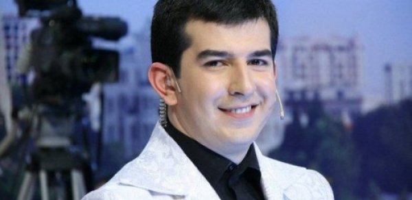 Saleh Bağırovun maşınına oğru girdi