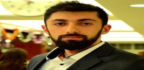 Redaktor sosial şəbəkədə "söyüş çətəsi"nin hücumuna məruz qaldı - FOTOFAKT