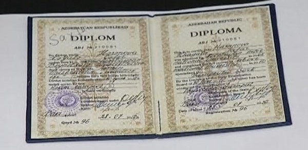 Universiteti bitirib diplom ala bilməyən tələbələrin sayı açıqlandı