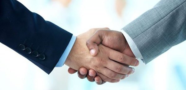 İnstitut işçi axtarır