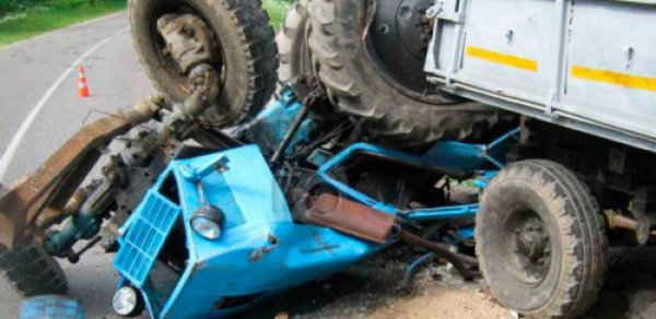 Goranboyda traktor aşdı - 4 nəfər xəsarət aldı