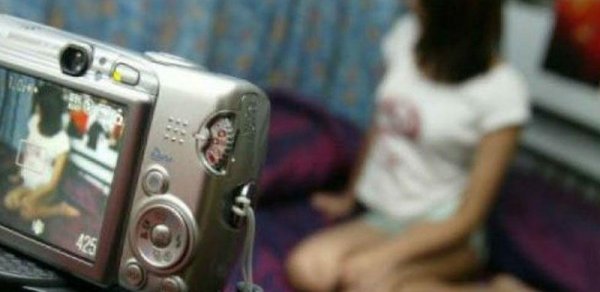 Sevdiyi qızla cinsi əlaqədə olub telefona çəkdi - Dəhşətli cinayətin təfərrüatı