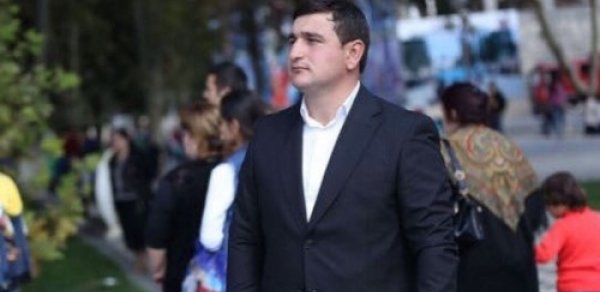 İcra başçısı ilə birlikdə güllələnən mühafizəçidən xəbər var