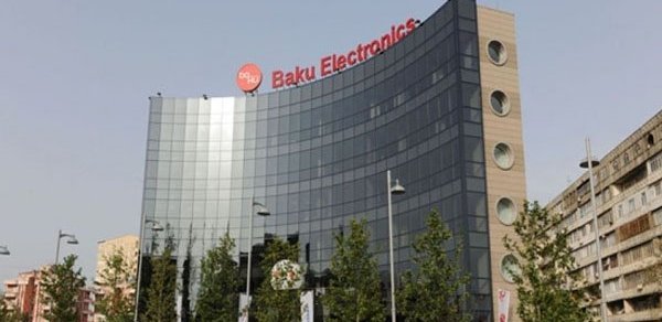 "Baku Electronics"ə qarşı iddia: Təzə adıyla işlənmiş "iPhone" satılır? - FOTOFAKT
