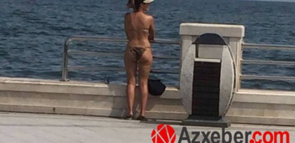 Bakı bulvarında dənizə girmək istəyən yarıçılpaq turistin - VİDEOSU