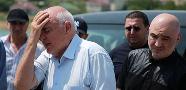 “Anar bu cəmiyyətdən yaralı və nigaran getdi” - Atası
