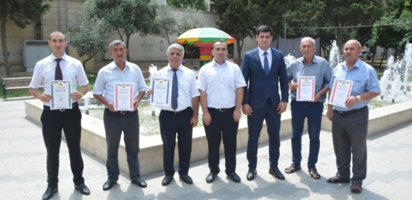 Mir Cəlal küçəsində həvəskarlar arasında nərd yarışı keçirildi