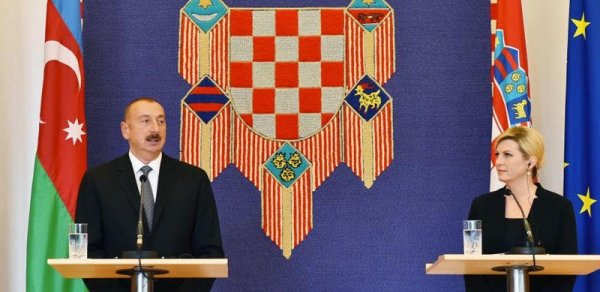 SİYASƏT