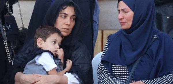 Sevil Nuriyeva həyat yoldaşının vida mərasimində - Fotolar