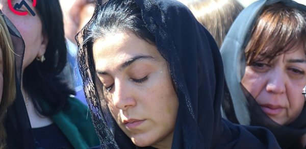 Sevil Nuriyeva həyat yoldaşının dəfnində... - Fotolar