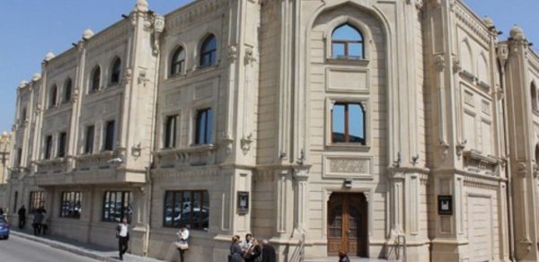 Azərbaycanda bu universitet fəaliyyətini dayandırır