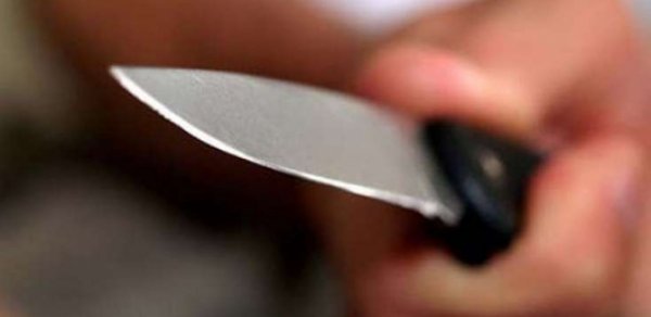 Azəbaycanda qadın keçmiş əri tərəfindən bıçaqlandı