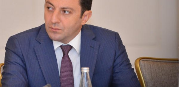 Ceyhun Bayramov özünə yeni müşavir təyin etdi