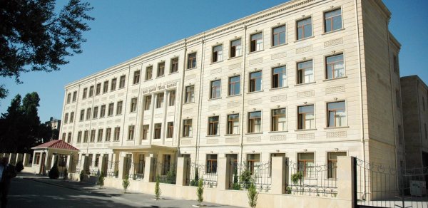 Bakıda bu məktəblərin direktorları dəyişdirildi - SİYAHI