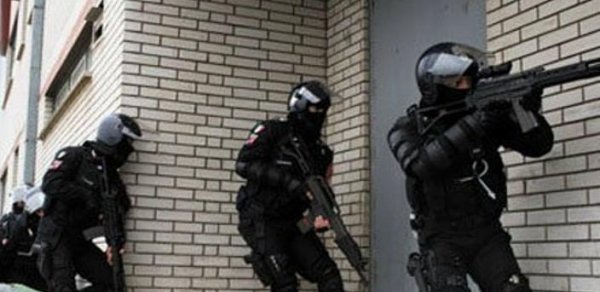Bakının iki rayonunda əməliyyat: Həbslər var