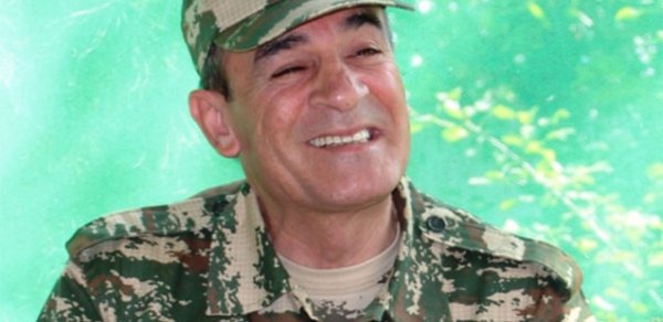 Etimad Əsədov vəfat etdi