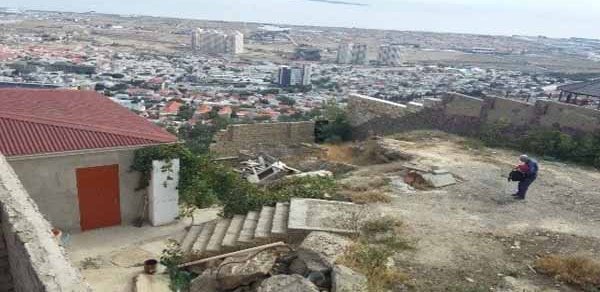 AMEA əməkdaşları Badamdarda tədqiqat aparan zaman uçqun baş verdi